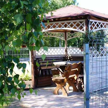 Domki Gosciniec Bobolin Exteriér fotografie