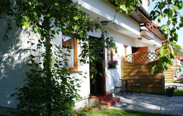 Gosciniec Holiday home *